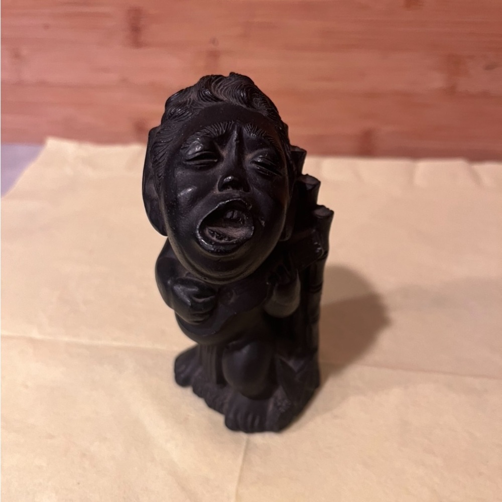 Vintage Souvenir Statue
Made in Hawaii With Lava By Co Co Joe